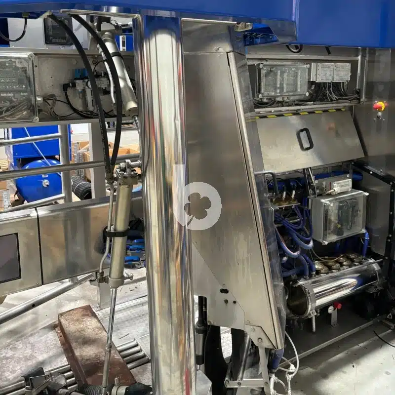 Robot udojowy VMS firmy DeLaval, odnowiony w 2024 r.