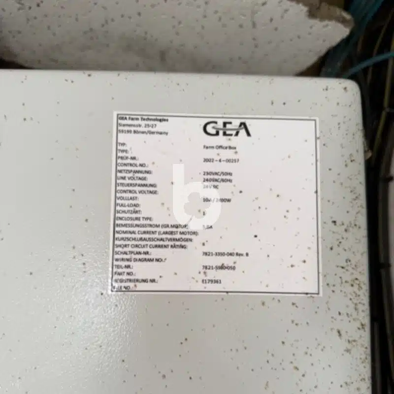 2 gebrauchte GEA-Melkroboter, Modell R9500 – 2022 – Bild 6